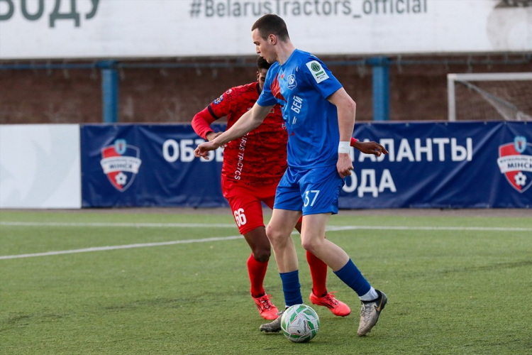 Футбол высшая лига россии